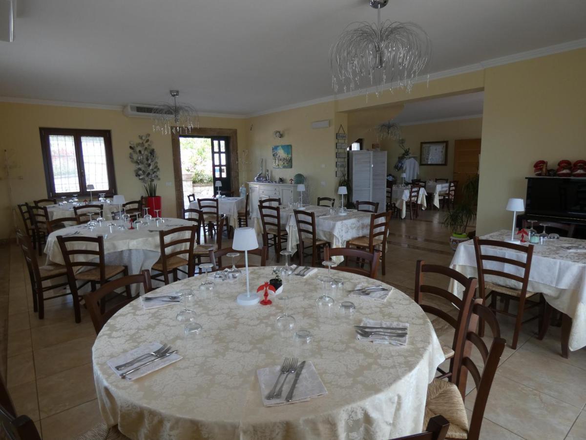 I Due Melograni Agriresort Tarano Exterior photo