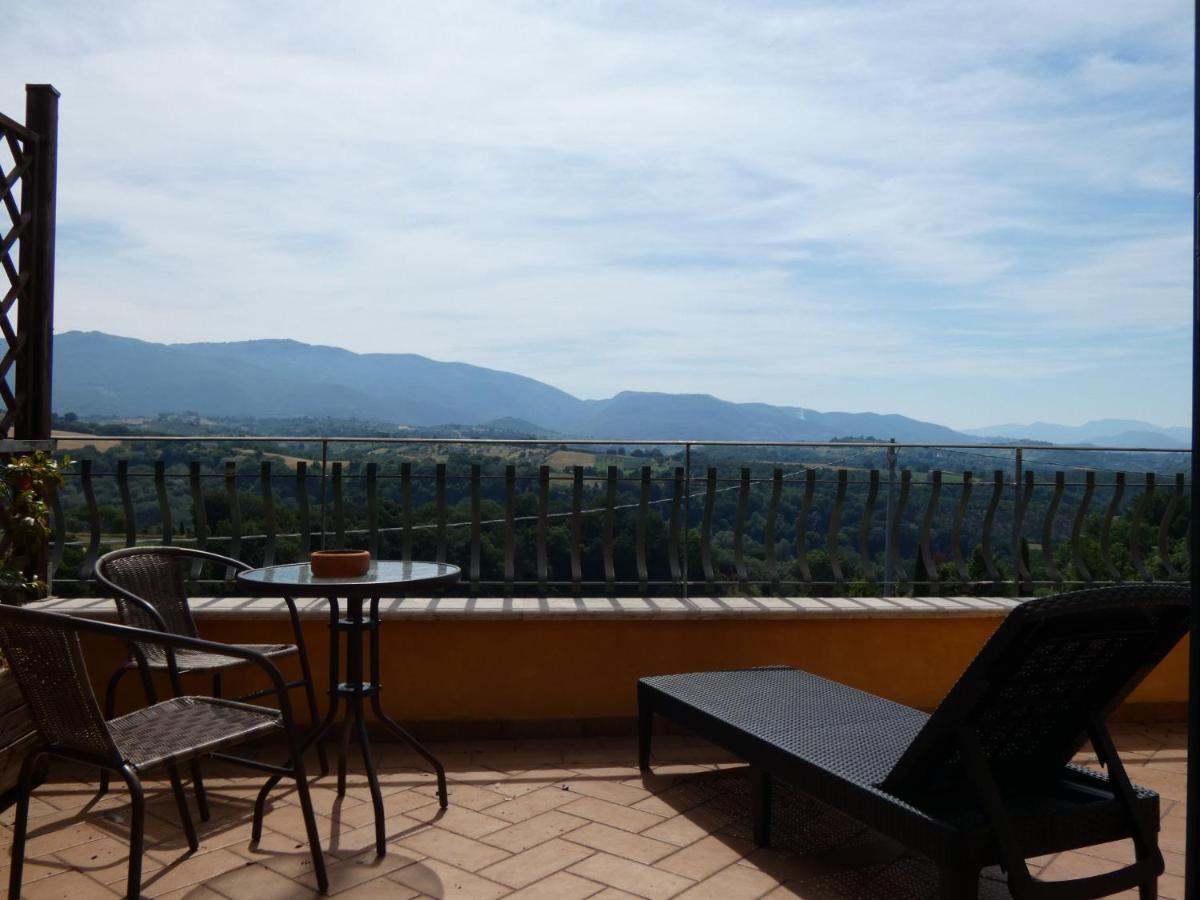 I Due Melograni Agriresort Tarano Exterior photo